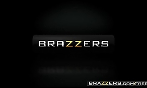 Brazzers - Teens Similarly to It Big - (Kendall Woods) - Loathing More Similarly to Your Stepsister